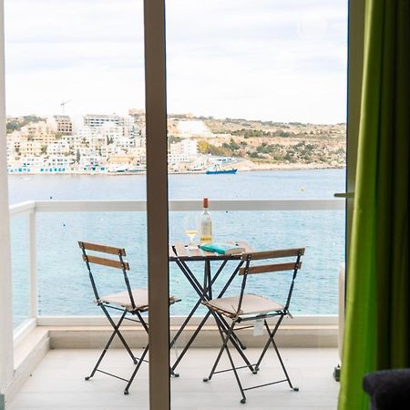 Seashore Stays - Stunning Apartments Right By The Sea St. Paul's Bay Room photo