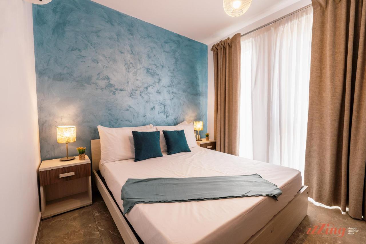 Seashore Stays - Stunning Apartments Right By The Sea St. Paul's Bay Exterior photo