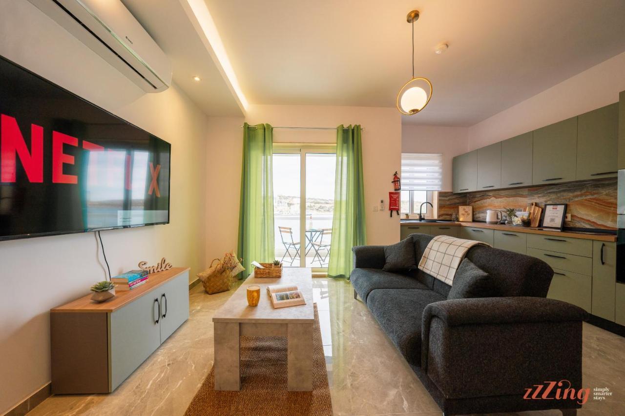 Seashore Stays - Stunning Apartments Right By The Sea St. Paul's Bay Exterior photo