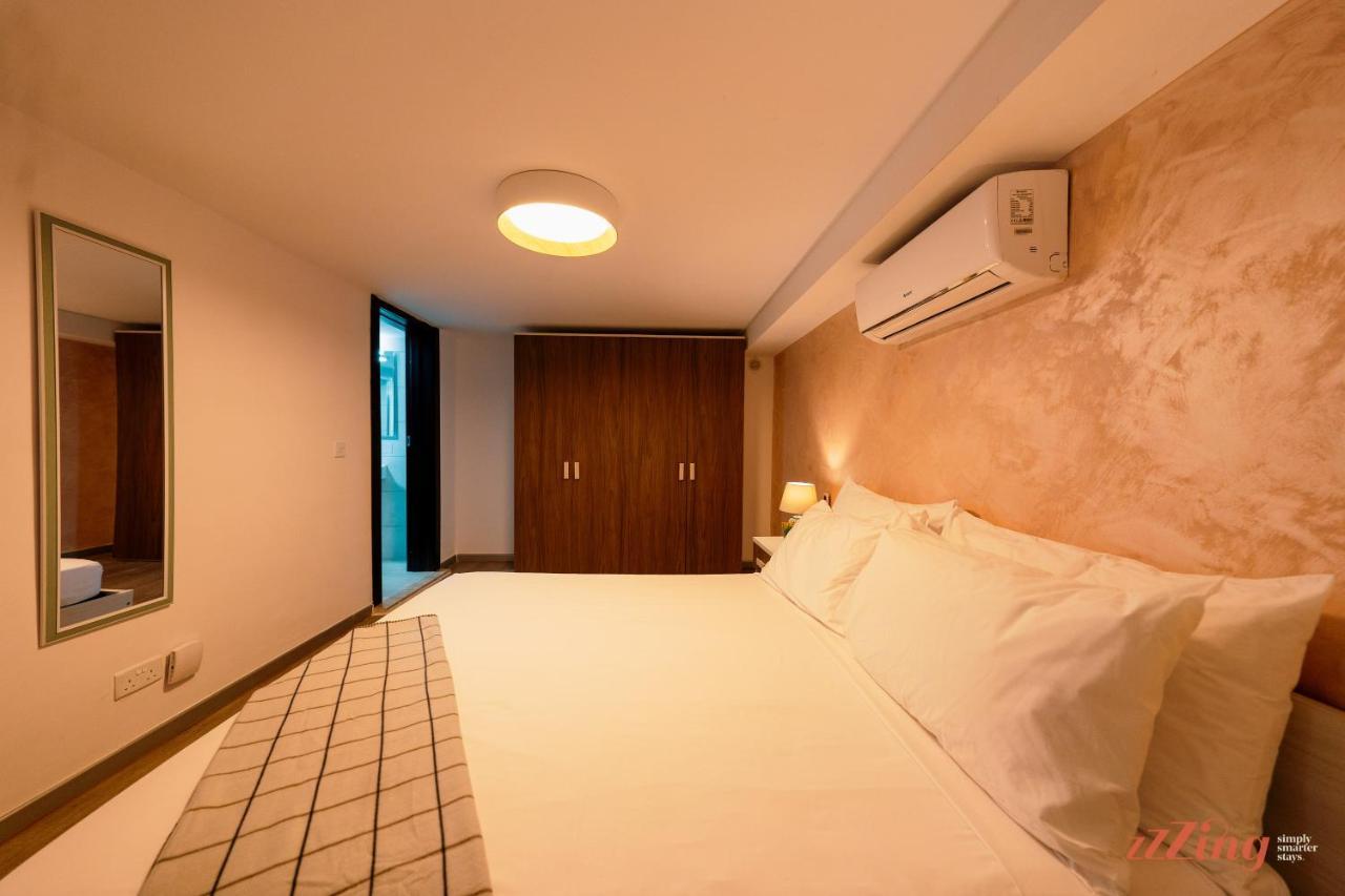 Seashore Stays - Stunning Apartments Right By The Sea St. Paul's Bay Exterior photo