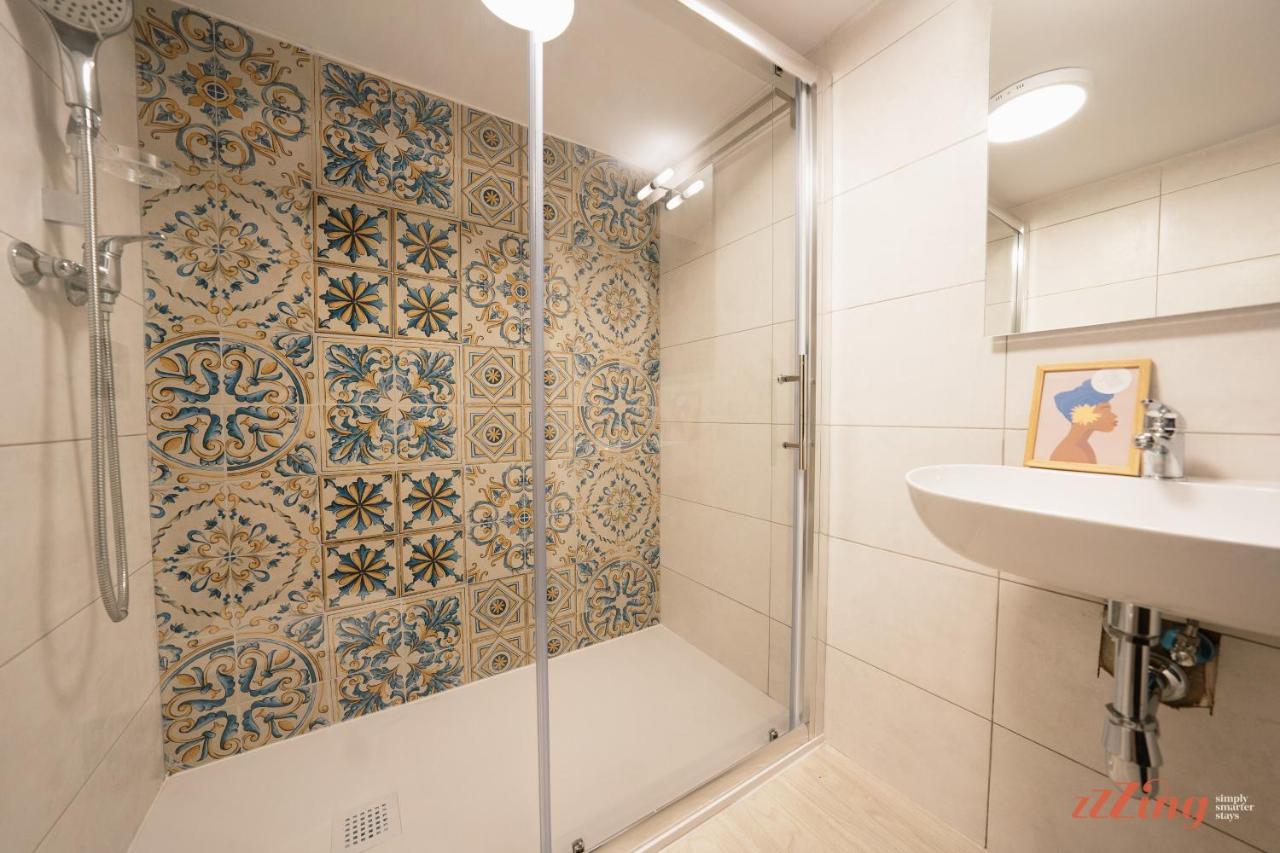 Seashore Stays - Stunning Apartments Right By The Sea St. Paul's Bay Exterior photo