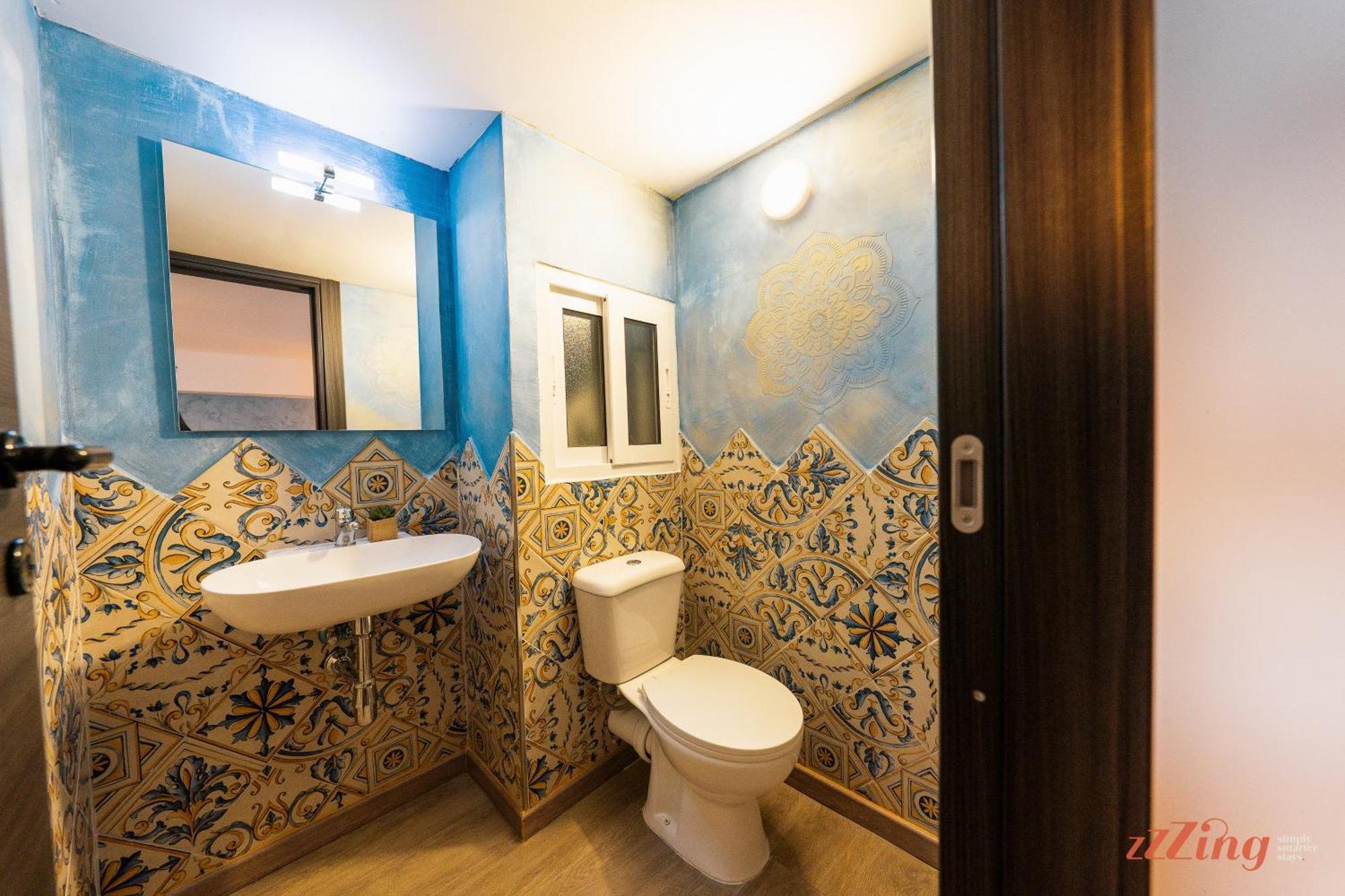 Seashore Stays - Stunning Apartments Right By The Sea St. Paul's Bay Room photo